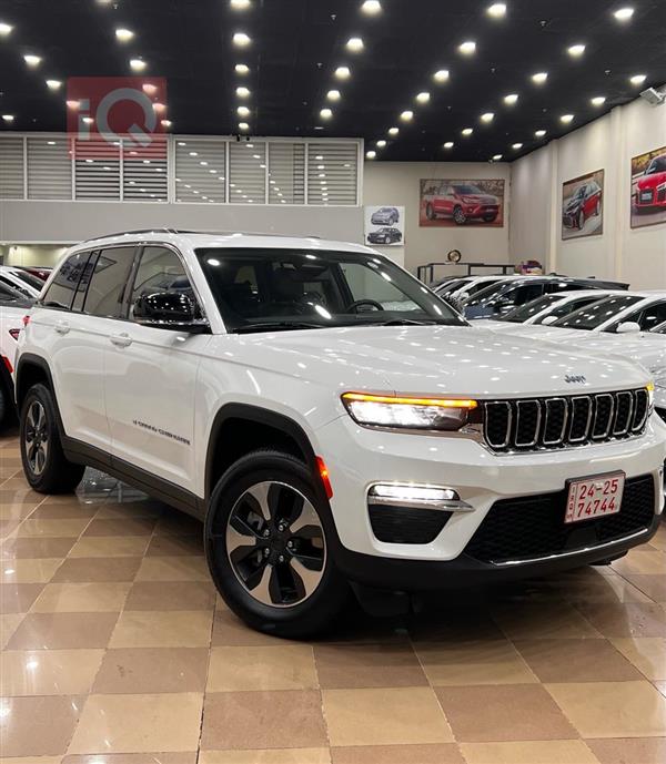 جیپ گراند شیرۆکی 2023  بۆ فرۆشتن لە عێراق - هەولێر